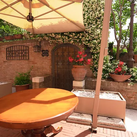 מלון & Duchessa Isabella Collection By Gsa