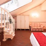 & Duchessa Isabella Collection By Gsa