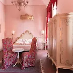 & Duchessa Isabella Collection By Gsa 5*