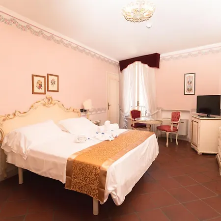 Duchessa Isabella Collection By Gsa Szálloda 5*