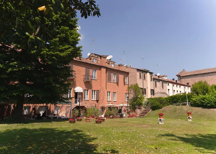 & Duchessa Isabella Collection By Gsa Hotel Ferrara