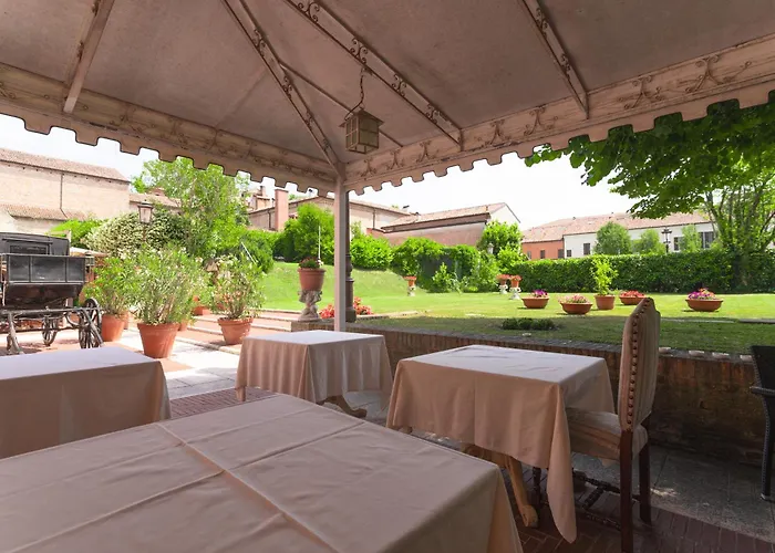 & Duchessa Isabella Collection By Gsa 酒店 费拉拉